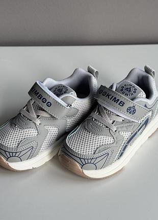 Кросівки дитячі сірі на липучках сіткою у двох кольорах 4