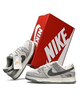 Женские кроссовки nike sb dunk low x the north face grey white