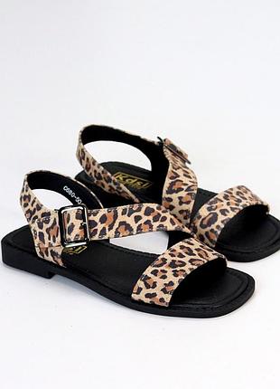 Жіночі босоніжки