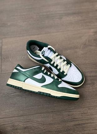 Кроссовки кожаные оригинал nike dunk dq8580-100 гг.43