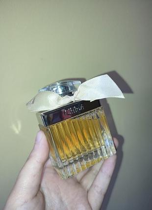 Стоковая оригинальная парфюмерия привезена из европы choe