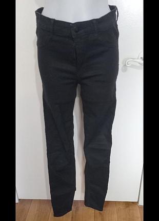 Джинси skinny.s