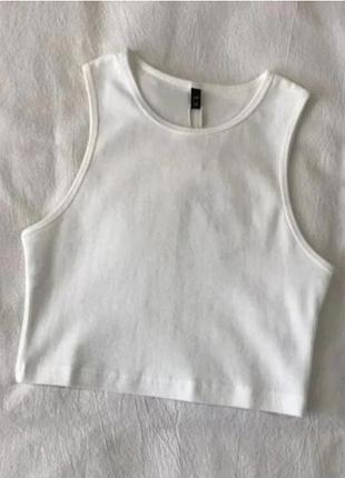 Белый летний топ