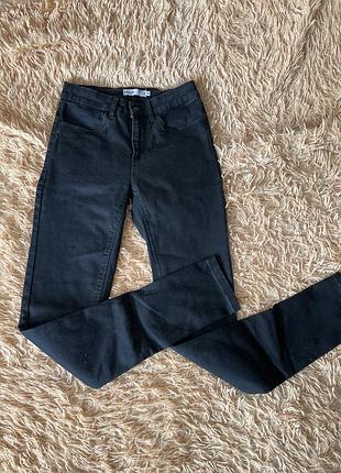 Джинси  на високій посадці