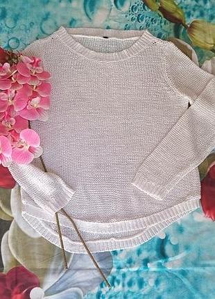 Свитер белоснежный холодок