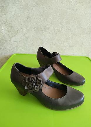 Кожаные женские туфли 38 размер от немецкого бренда tamaris