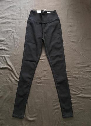 Джинси жиночі