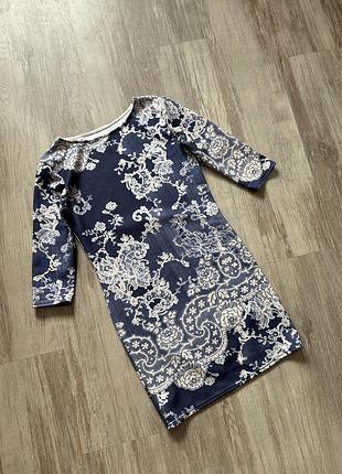 Плаття під джинс