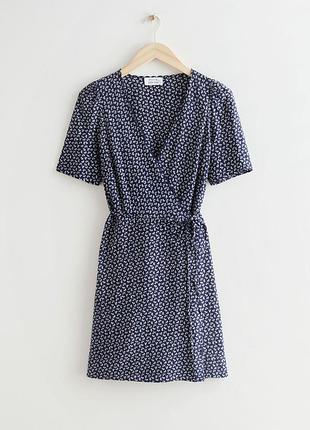 Сукня & other stories