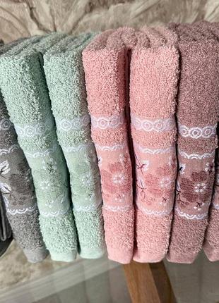 Набір махрових рушників баня -лице  вишивка упаковка 8 шт