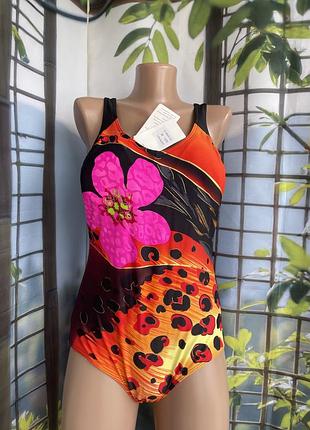 Купальник суцільний