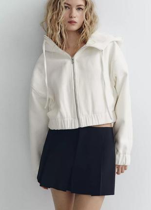 Куртка вітровка  з капюшоном zara