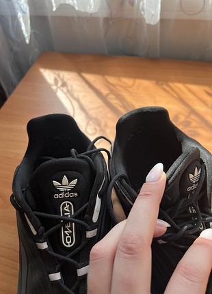 Кросівки adidas ozelia оригінал2 фото