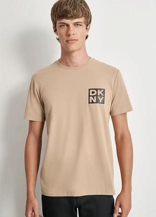 Чоловіча футболка dkny
