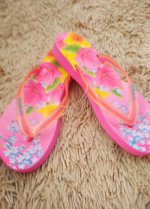 Вьетнамки женские цветами 🌸 р/р 39 (стелька 24,5см.)