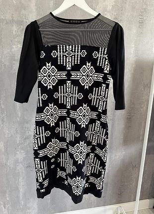 Сукня міді чорна плаття