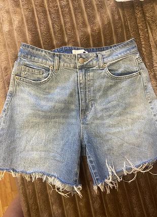 Шорти з високою посадкою hm