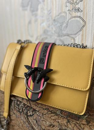 Сумочка жіноча