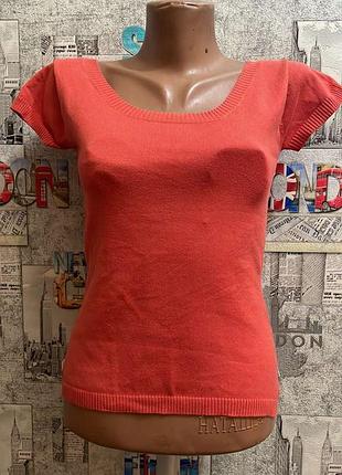 Коралова жіноча футболка