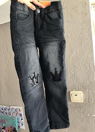 Нові стильні чорні джинси