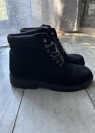 Чоловічі черевики