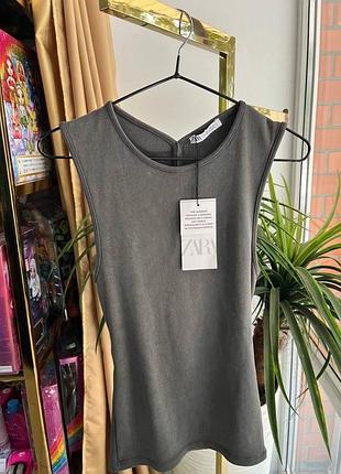 Топ серый рубчик с вырезом сзади 4424/808 zara