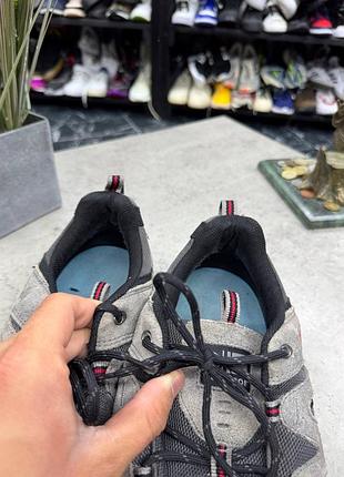 Оригінальні кросівки karrimor 9