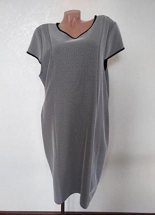 Платье размер 22