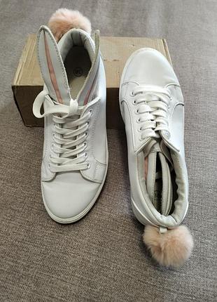 Кеды с ушками