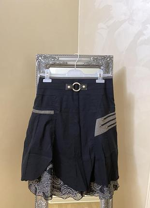 Спідниця жіноча чорного кольору зі вставками