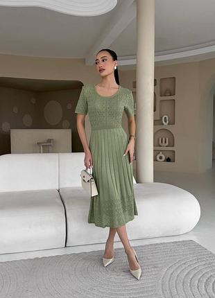 Вʼязана сукня