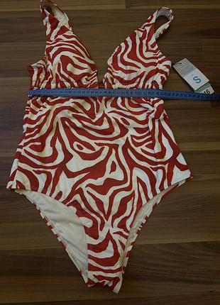 Купальник сдельный р.s