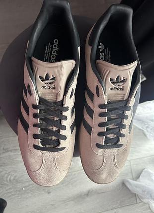 Оригінальні кросівки adidas gazelle 43р 27.5см