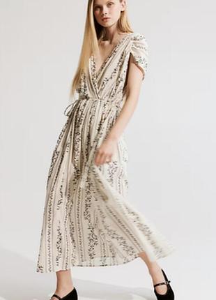 Красива ніжна сукня від нм, бірки з розміром відсутні.