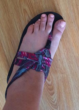 Босоніжки  жііночі