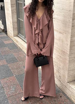 Пудровий костюм з рюшами✨xs-s, m-l