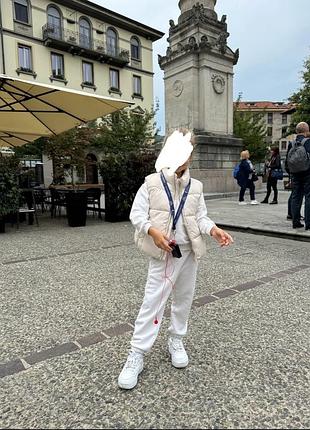 Костюм однотонний