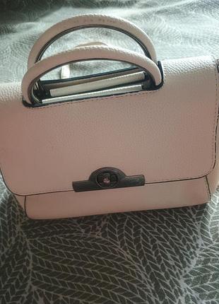 Новая сумочка на три отделения вместительная удобная