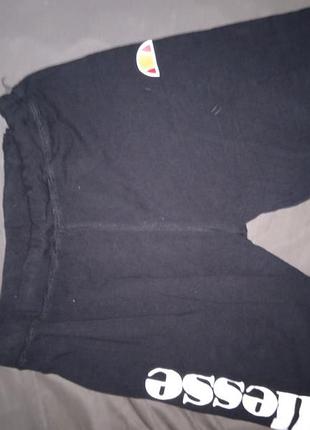 Спортивные шорты трикотаж