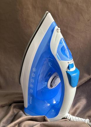 Утюг для одежды magio mg-534 керамическая подошва 2200 вт синий