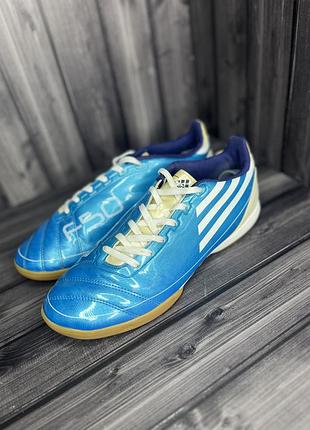 Футзалки/бампи adidas hallen f50.