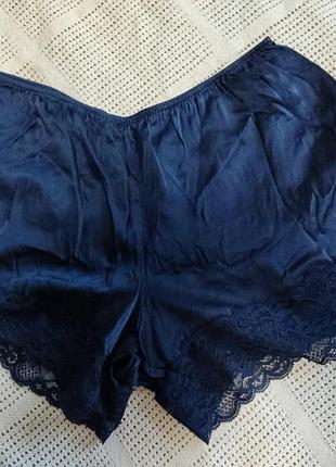 Шовкові шортики