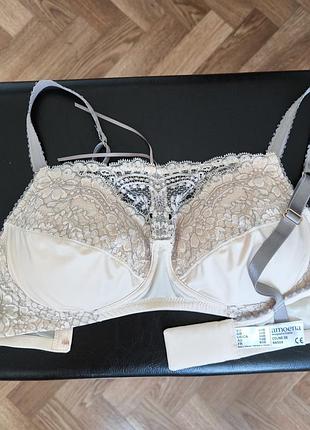 Бюстгальтер amoena после мастэктомии, под протез.