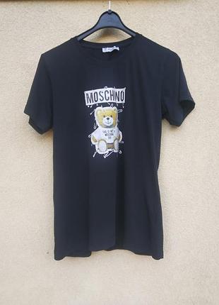 Женская футболка moschino