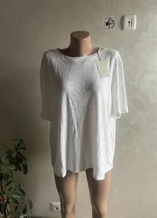 Футболка нова