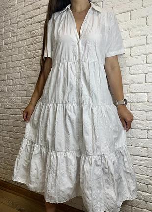 Біла сукня максі stradivarius