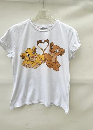 Футболка жіноча