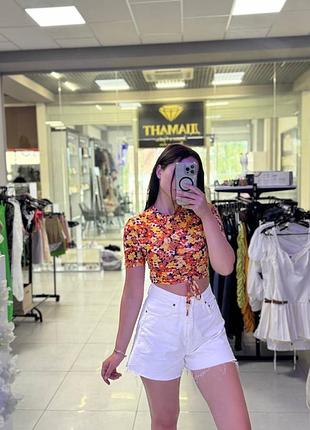 Топ в квітковий принт loavies