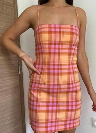 Короткое летнее платье на брителях с голой спиной от h&amp;m