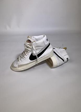 Оргінальні кросівки nike розмір 43 , 27,5см